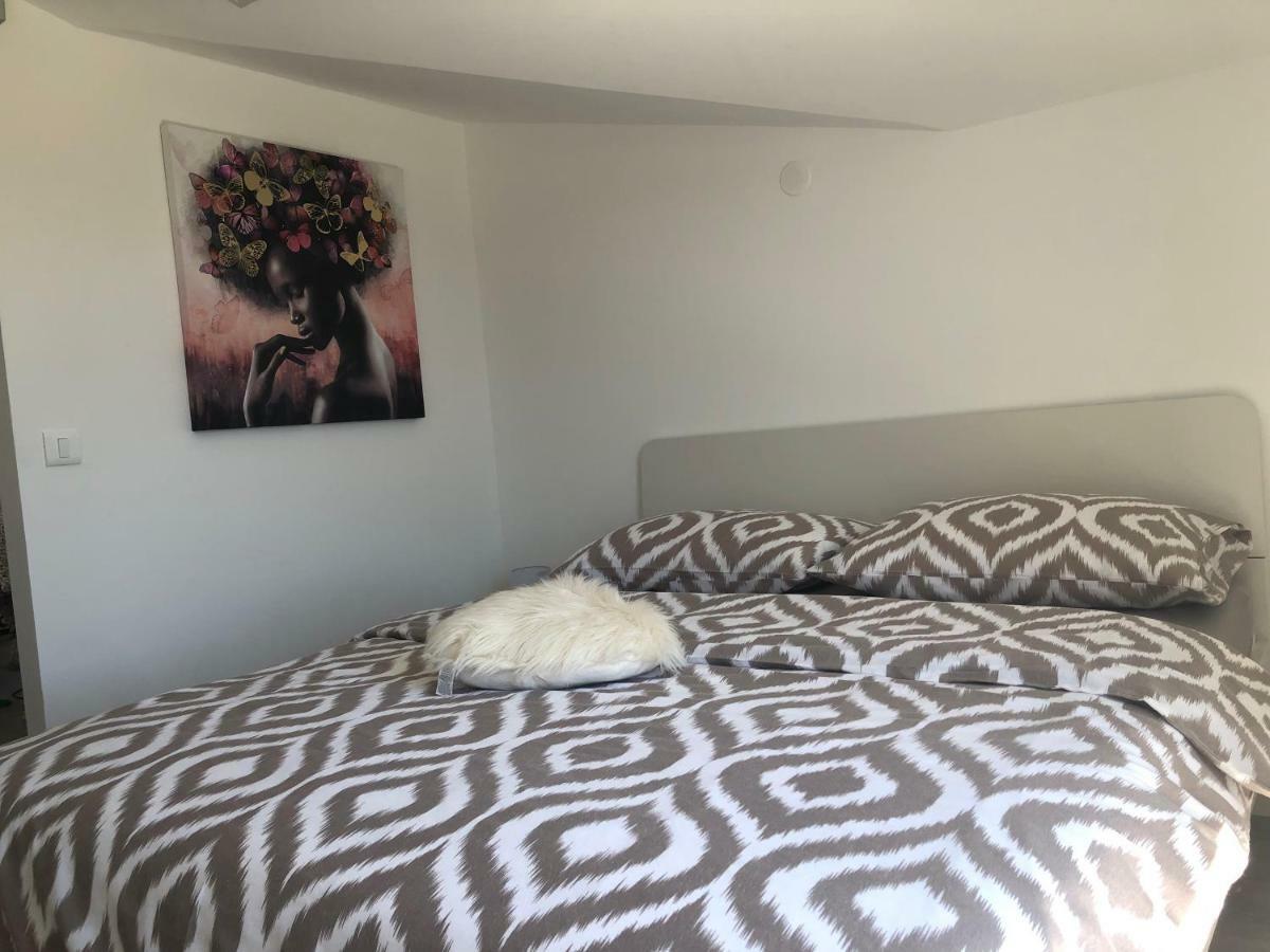 Apartman Gabriel Zadar Apartment ภายนอก รูปภาพ
