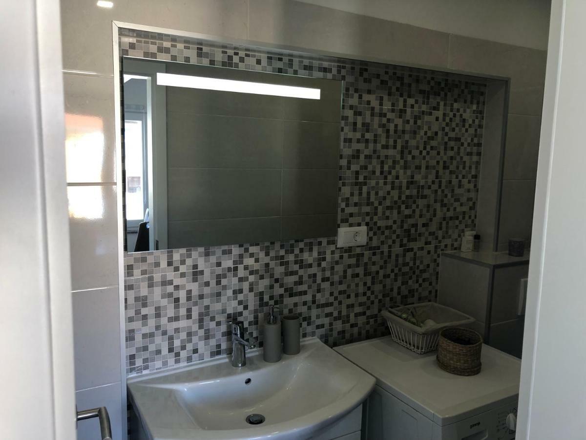 Apartman Gabriel Zadar Apartment ภายนอก รูปภาพ