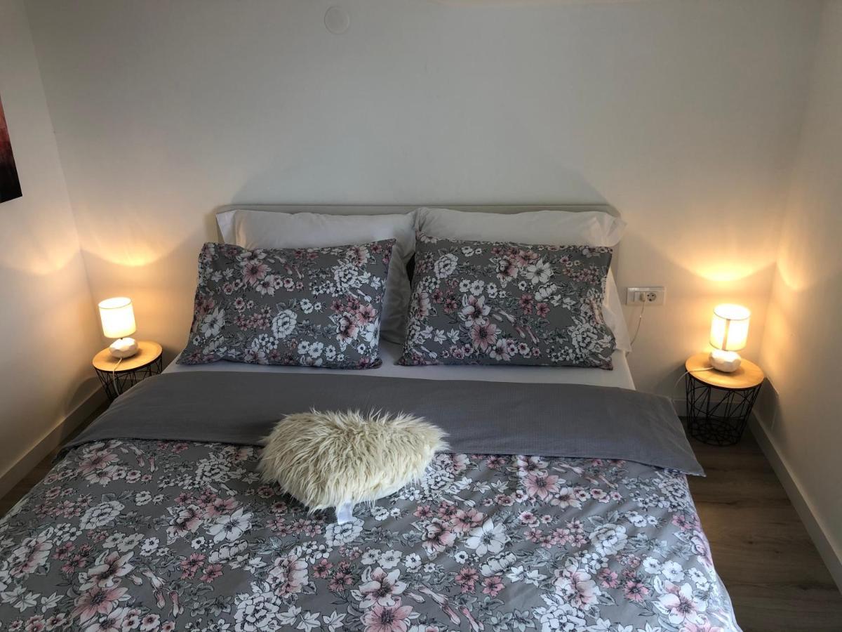 Apartman Gabriel Zadar Apartment ภายนอก รูปภาพ